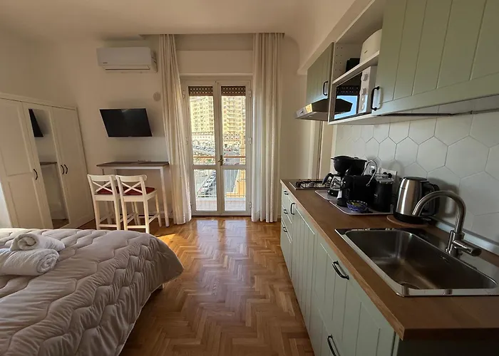 Miravalle 2 بيت ضيافة