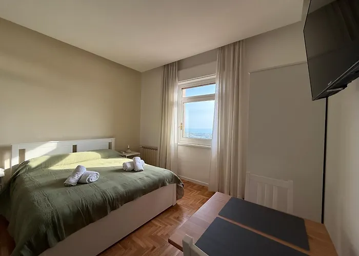 Miravalle 2 Guest house